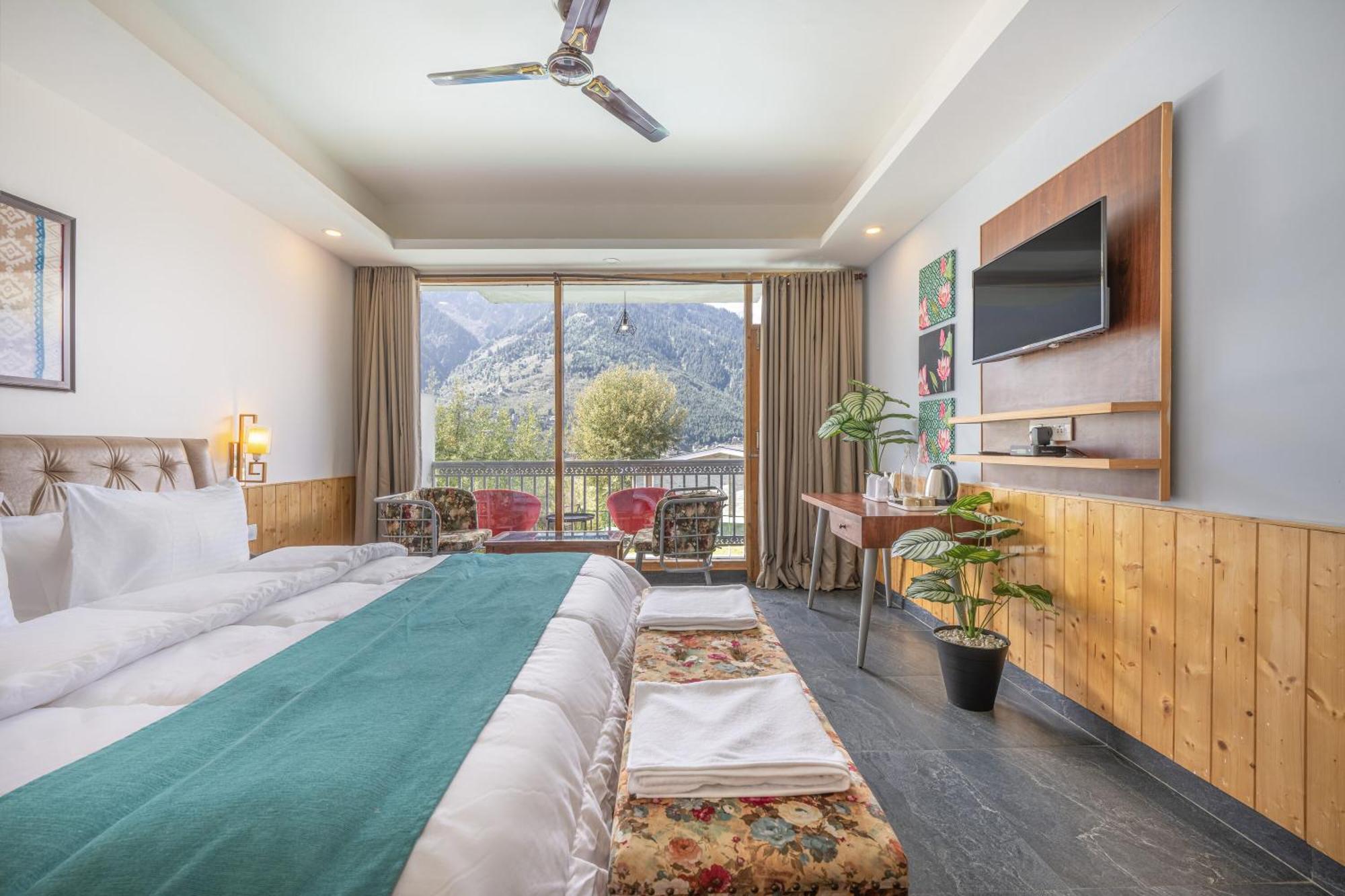Отель Echor Himalayan Heights Manali Экстерьер фото