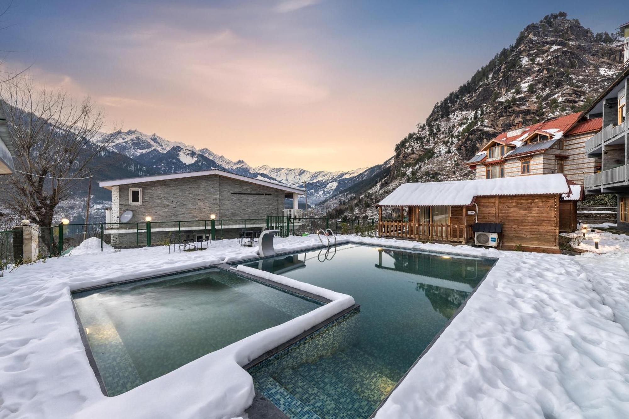 Отель Echor Himalayan Heights Manali Экстерьер фото